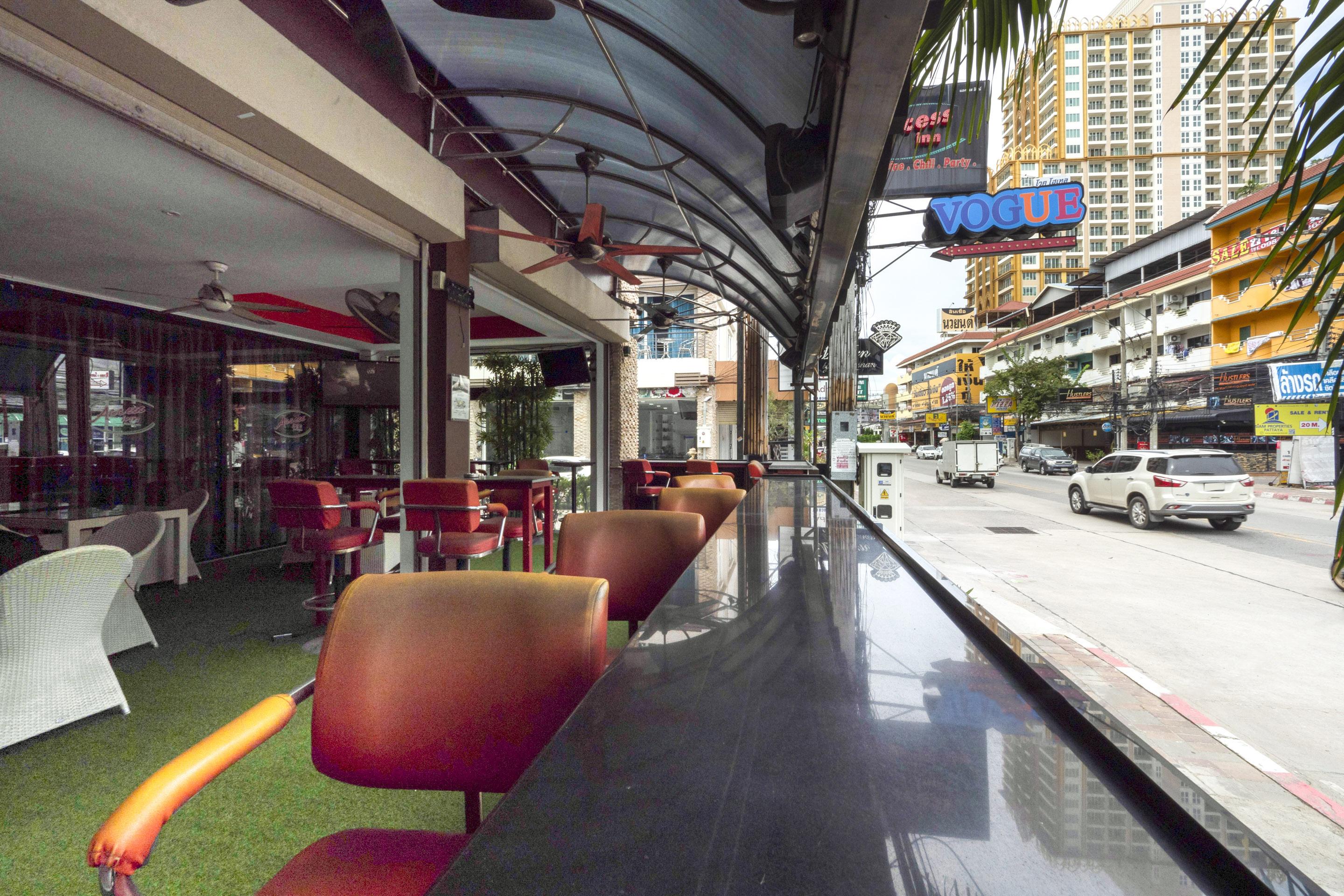 Access Inn Pattaya Bagian luar foto