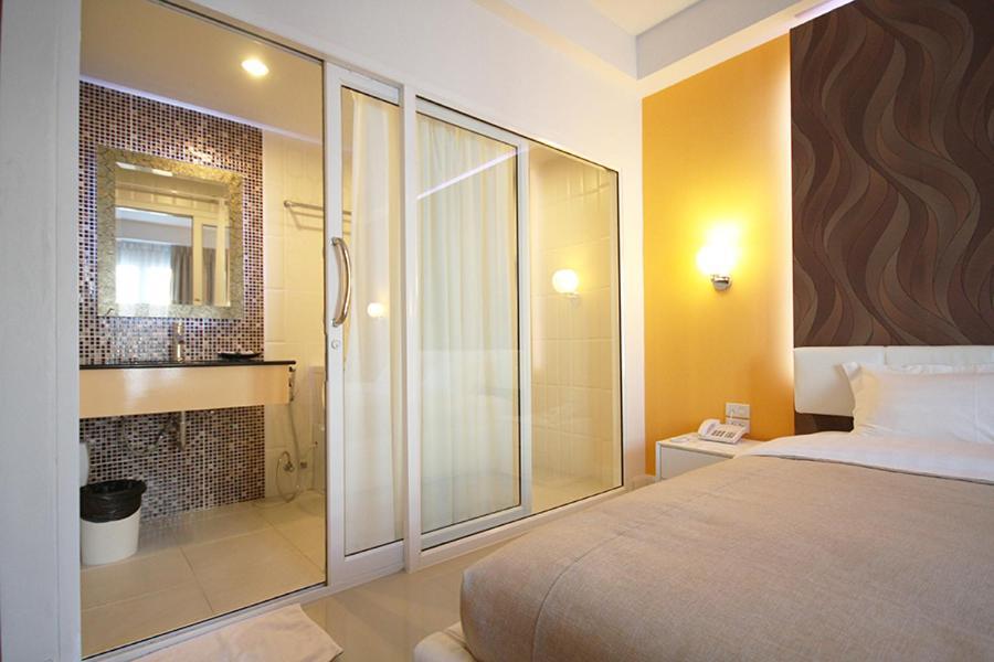 Access Inn Pattaya Bagian luar foto